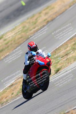 media/Oct-14-2023-TrackXperience (Sat) [[0517685739]]/Level 1/session 5 turn 12/